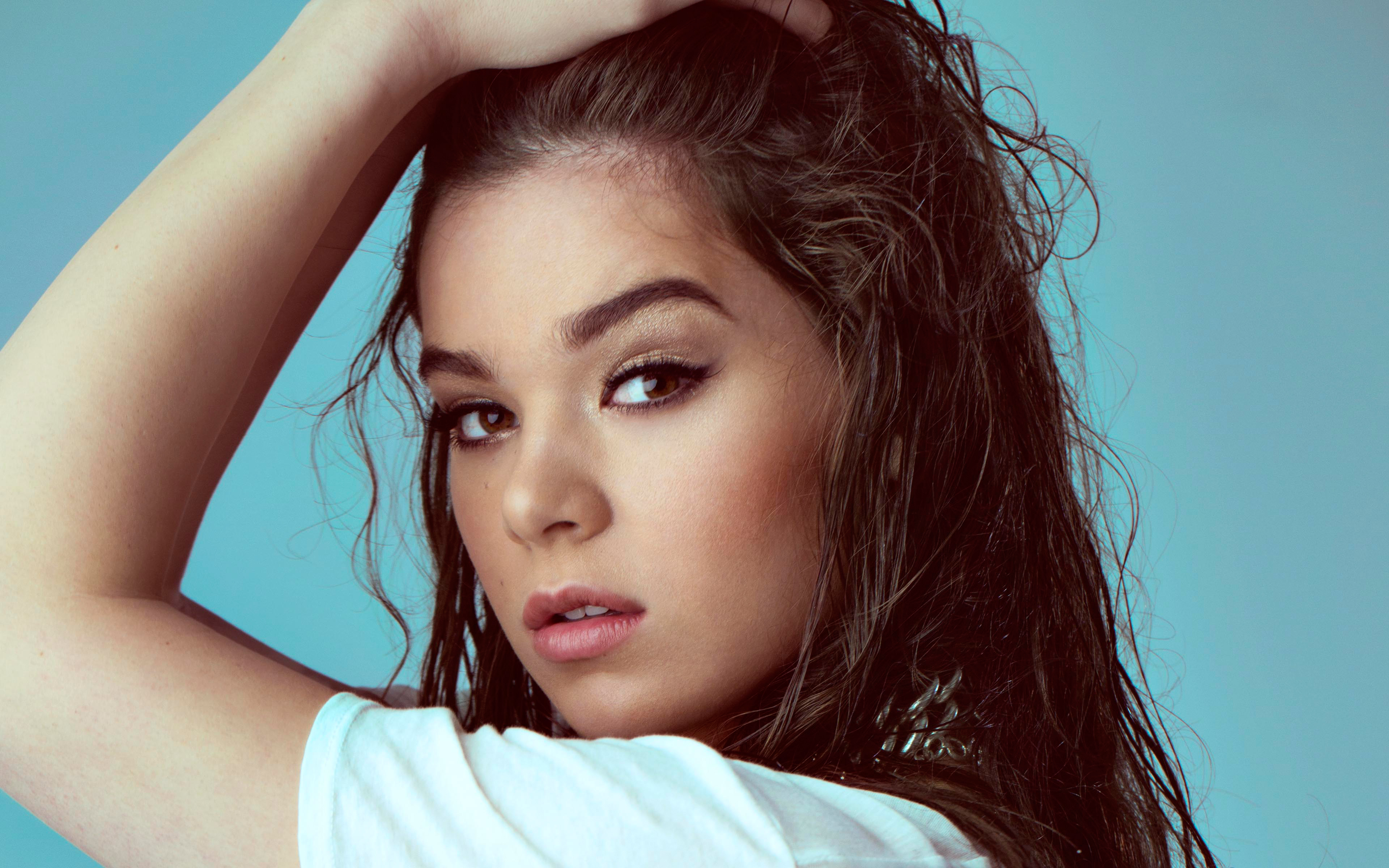 Hailee Steinfeld HD 4K4340415370